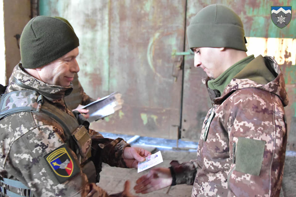 Командувач Сухопутних Військ ЗСУ прибув на позиції прикарпатських штурмовиків в зоні ООС (ФОТО)