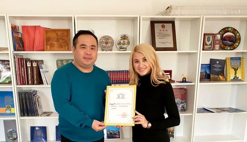 Викладачка китайської мови Прикарпатського університету – у десятці найкращих в Україні