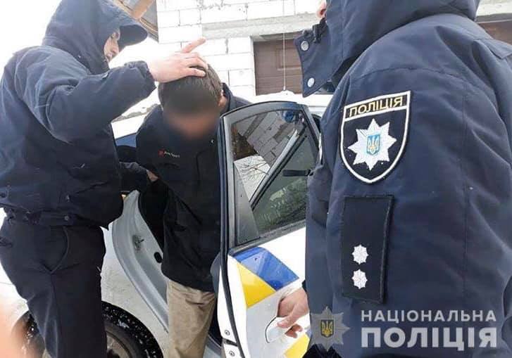 В Івано-Франківську поліціянти затримали продавця наркотиків