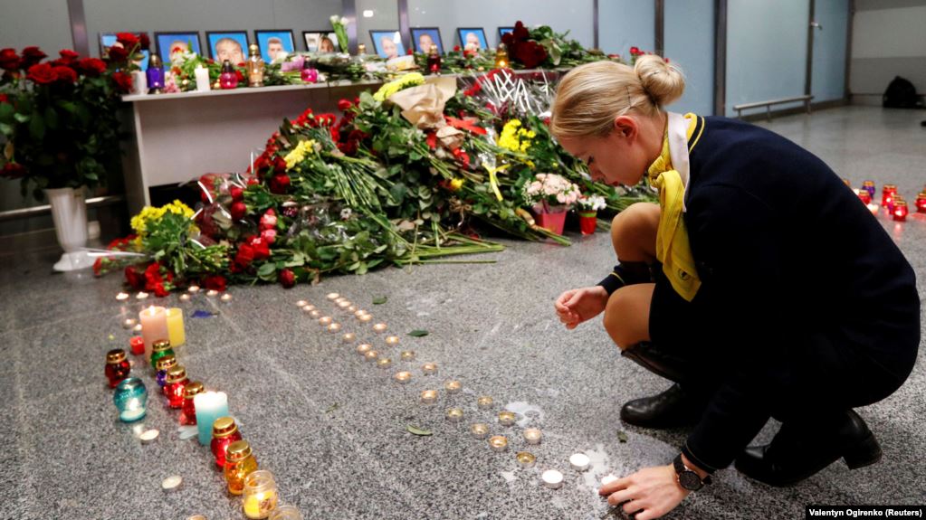 У “Борисполі” прощаються із загиблими на борту PS572 (ТРАНСЛЯЦІЯ)