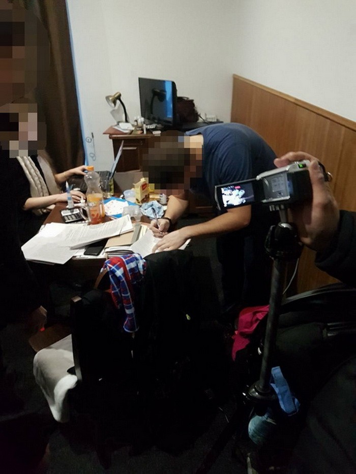 Спійманого на Прикарпатті чоловіка, котрий споряджав армію фейкової «ДНР», засудили на чотири роки