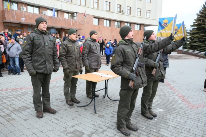 Прикарпатські новобранці Нацгвардії склали військову присягу на вірність українському народові (ФОТО)