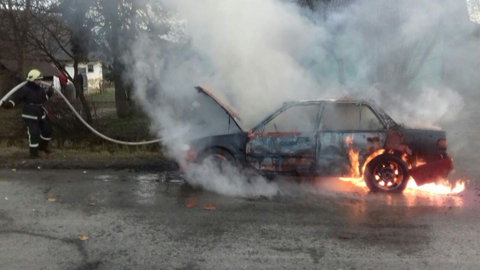 У Богородчанському районі вщент згоріла Honda Civic (ФОТО)