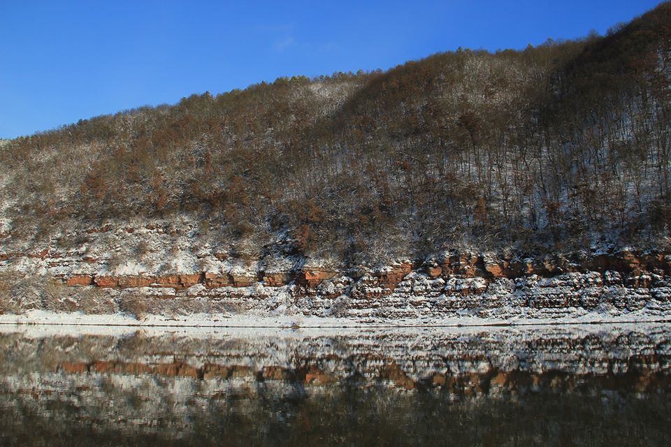 У мережі показали неймовірні світлини зимового Дністровського каньйону (ФОТО)