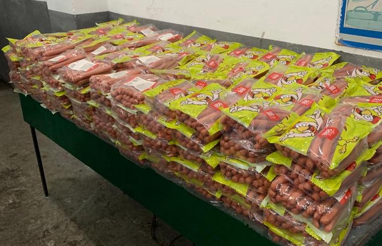 На пів тонни незаконних харчів натрапили галицькі митники (ФОТО)