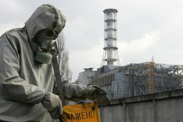 Підсумки ночі: російські терористи атакували атомну станцію