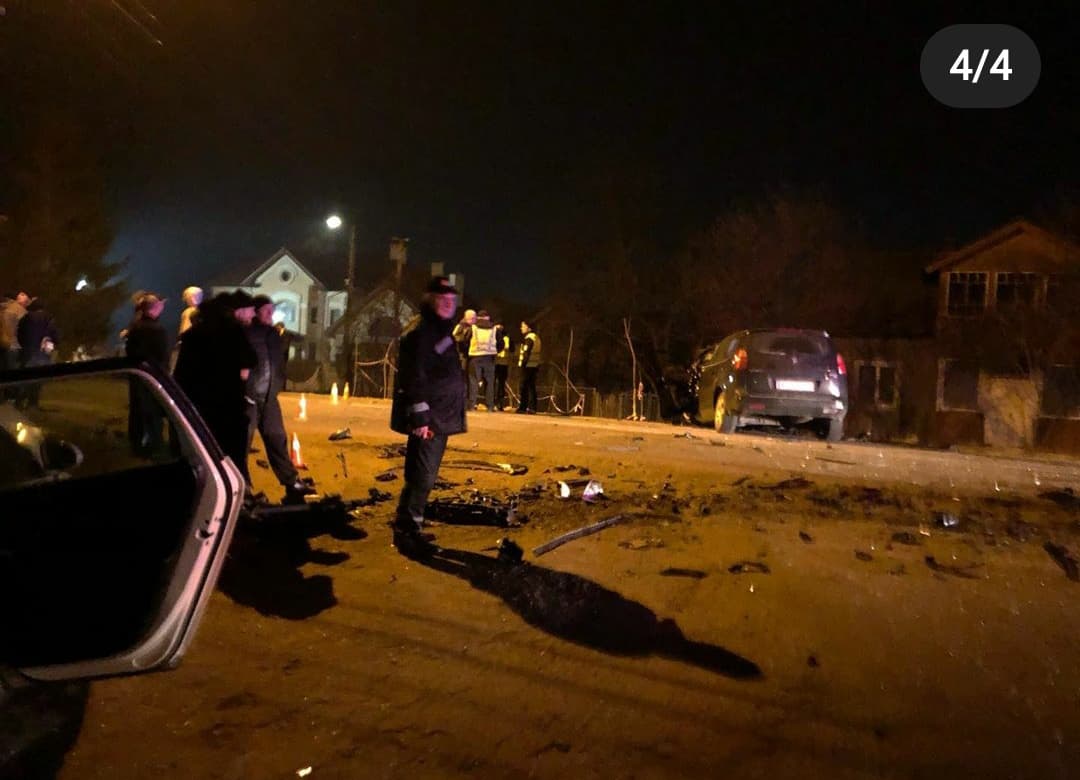 У Калуші в лобовому зіткненні двох авто загинув чоловік (ФОТО)