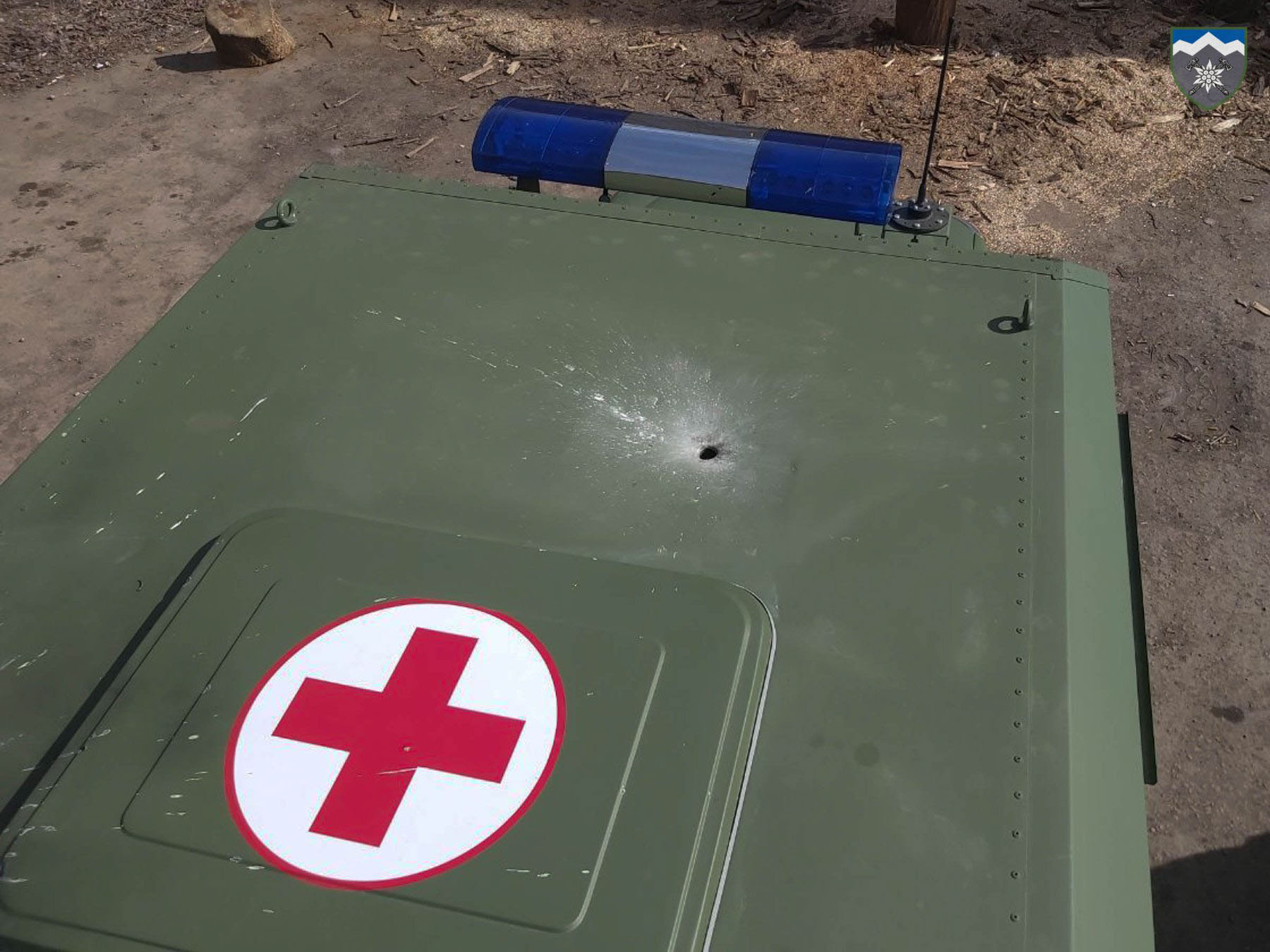 В зоні ООС окупанти атакували з безпілотника санітарний автомобіль коломийської “десятки” (ФОТО)