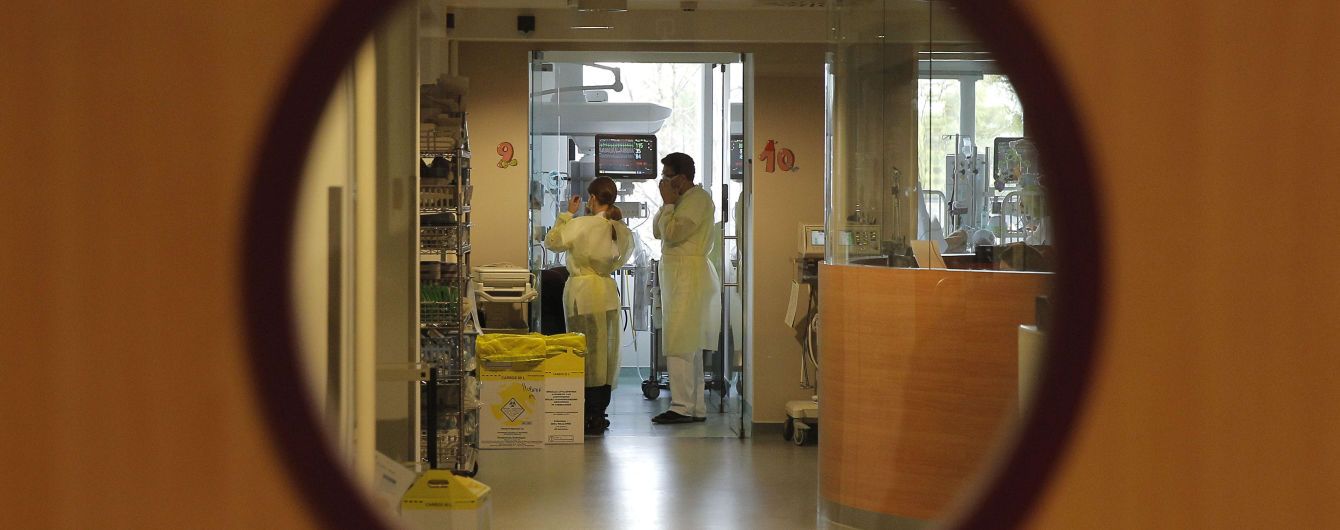 Реанімації франківських лікарень повністю заповнені важкими хворими COVID-19 – Бойко