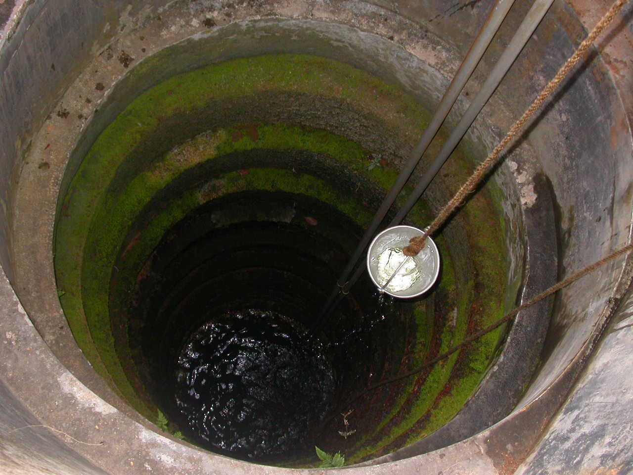 У селах Калущини перевірили воду в криницях – знайшли відхилення
