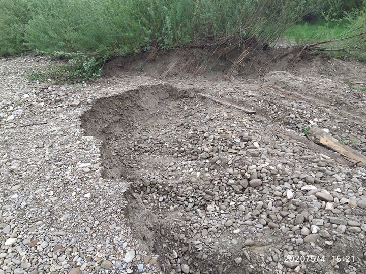 На Тлумаччині “на гарячому” спіймали добувача гравію (ФОТО)