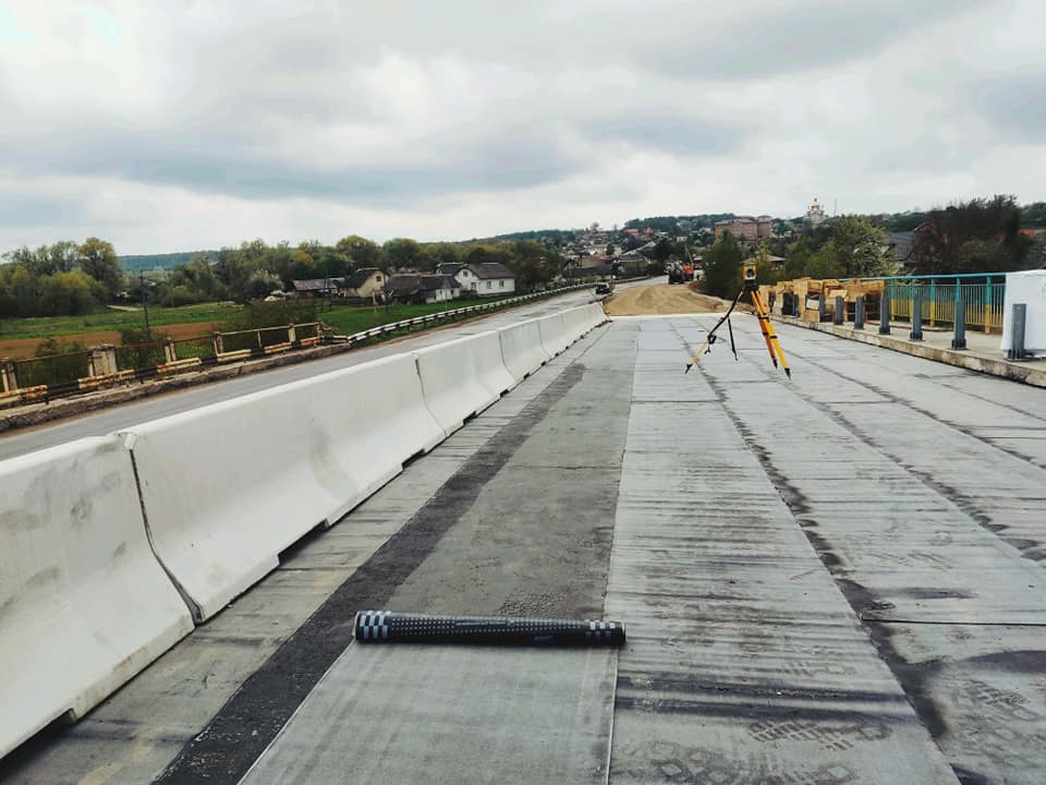 За п’ять років на дорогах держзначення Прикарпаття відновили дев’ять мостів – САД