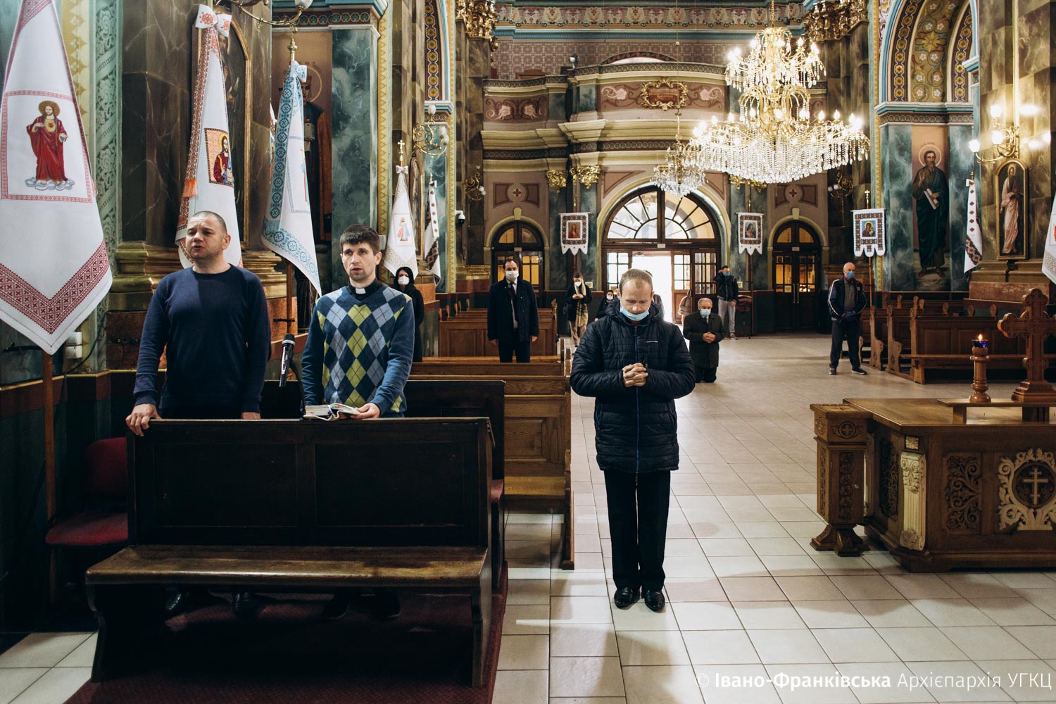 В Івано-Франківську молилися за школярів та студентів