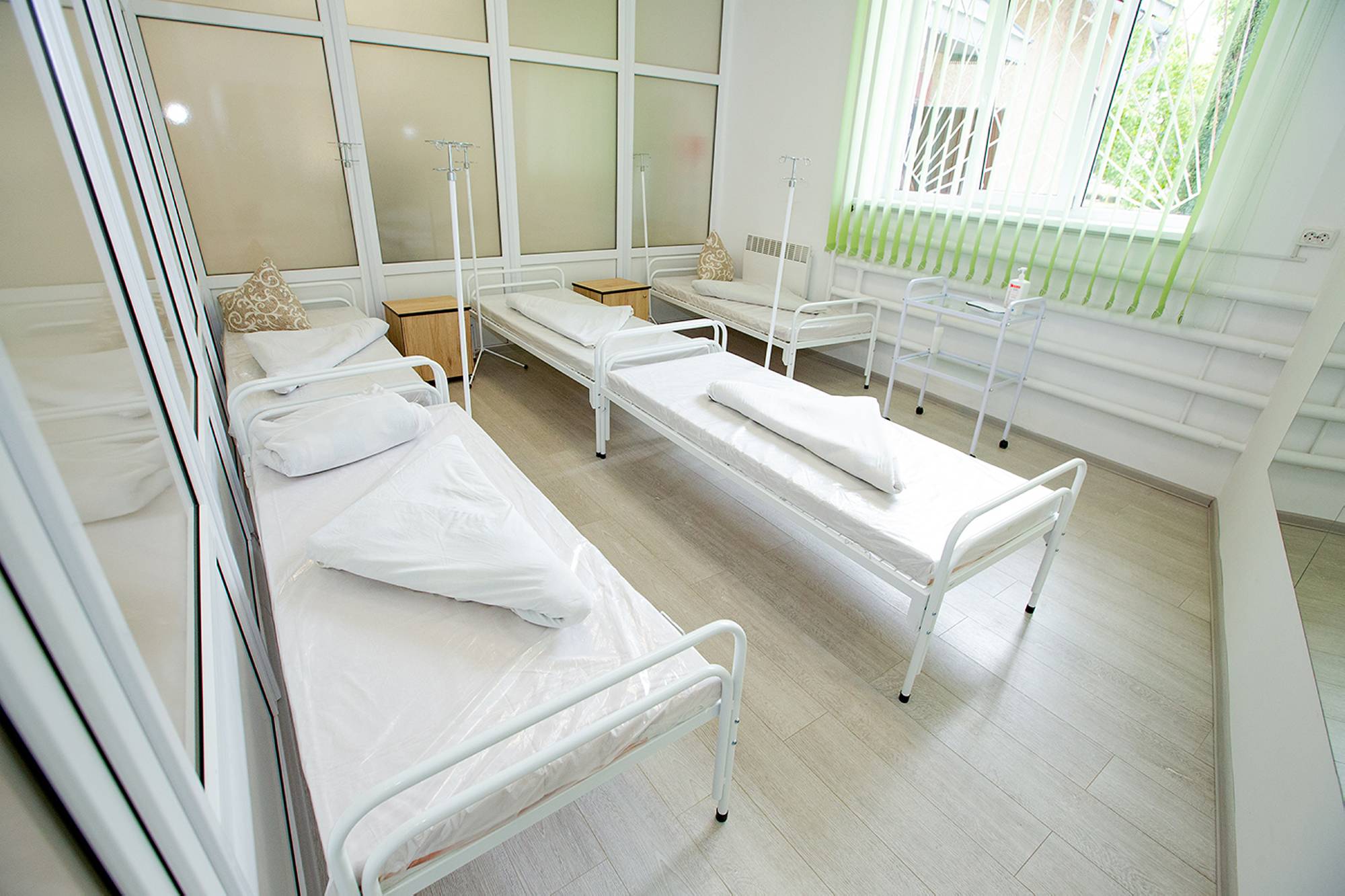 На Прикарпатті завантаженість ліжок для пацієнтів з COVID-19 не перевищує 55%