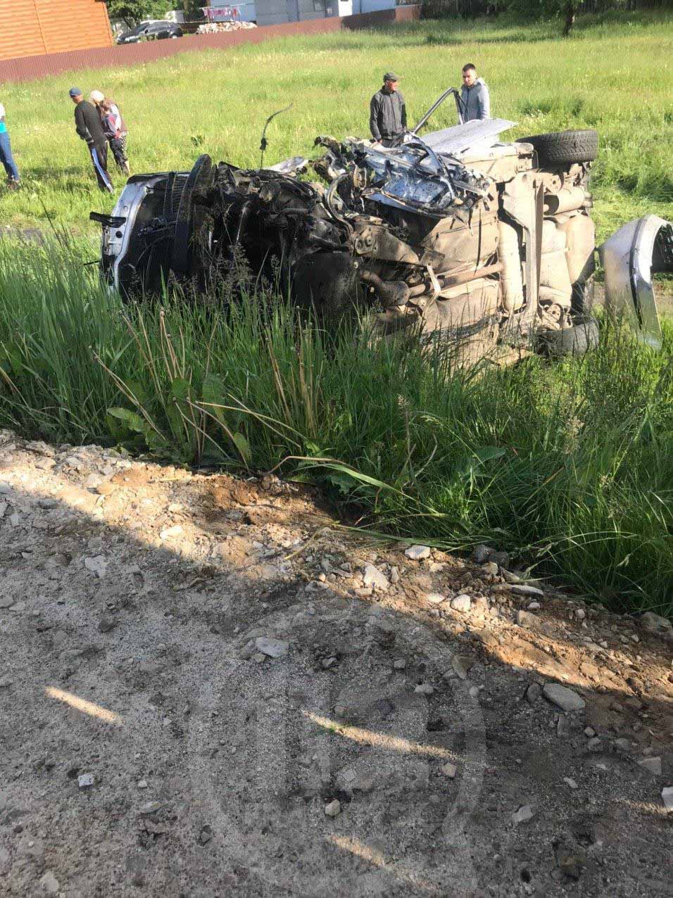 У Голині перекинулася автівка: є постраждалі – очевидці (ФОТО, ВІДЕО)