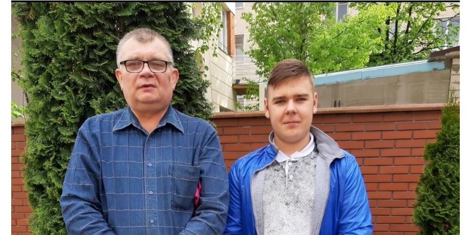 17-річний франківець просить допомогти врятувати батька від смертельної хвороби