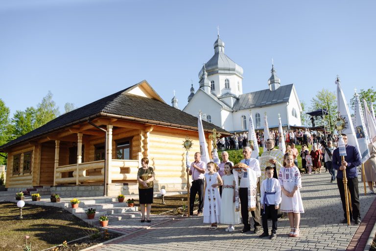 Цього вікенду відбудеться онлайн-проща молодіжних спільнот. Франківців кличуть долучатись