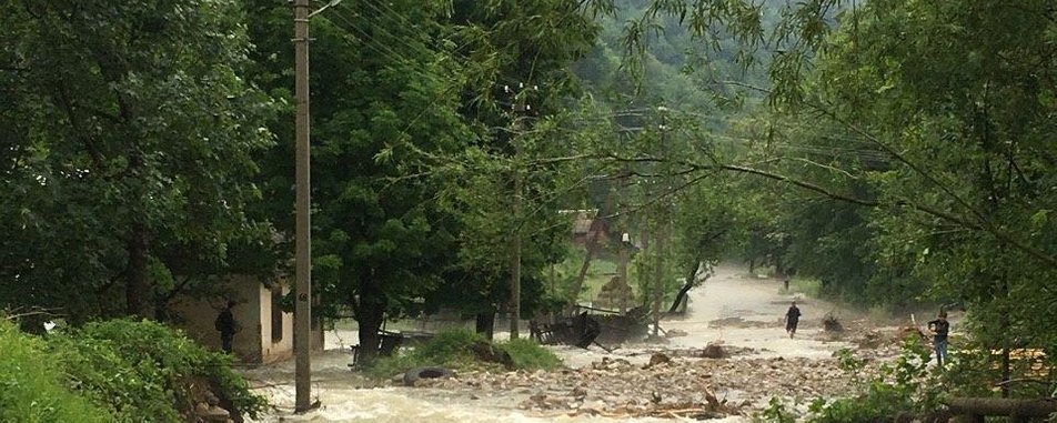 На Франківщині через стихію зруйновано близько 30 мостів