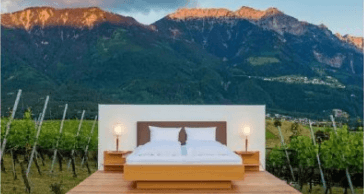Готельний номер без стін: у Швейцарії пропонують переночувати в горах під відкритим небом