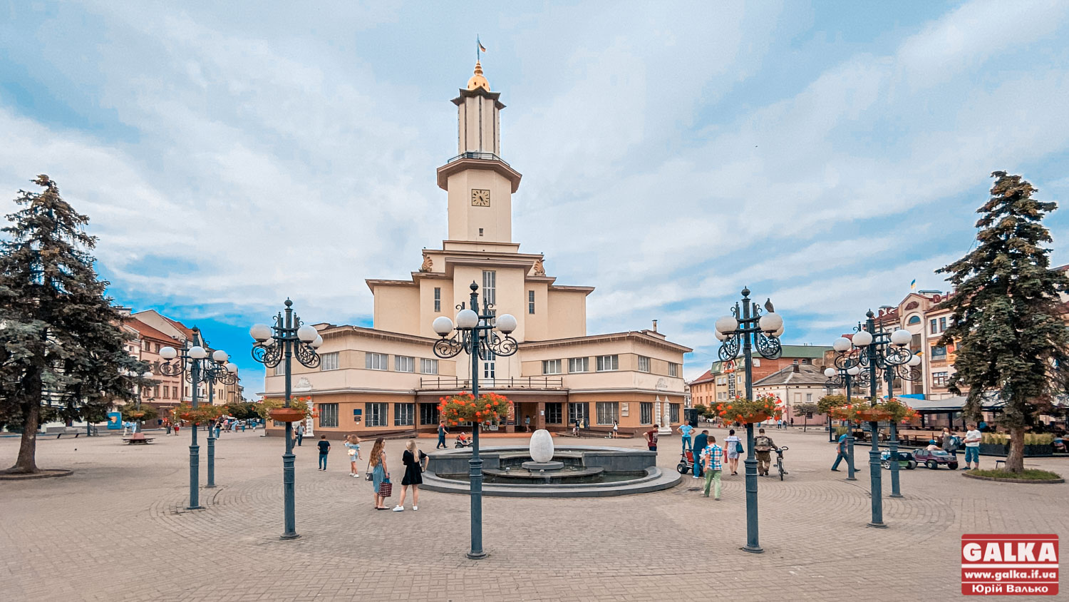 В Івано-Франківську відновлюють безплатні екскурсії містом