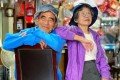 Пара пенсіонерів із Тайваню стала сенсацією в мережі завдяки знімкам у забутих речах