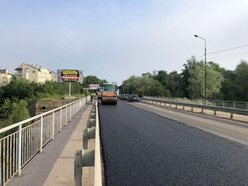 Триває масштабний ремонт дороги Івано-Франківськ – Надвірна (ФОТО)