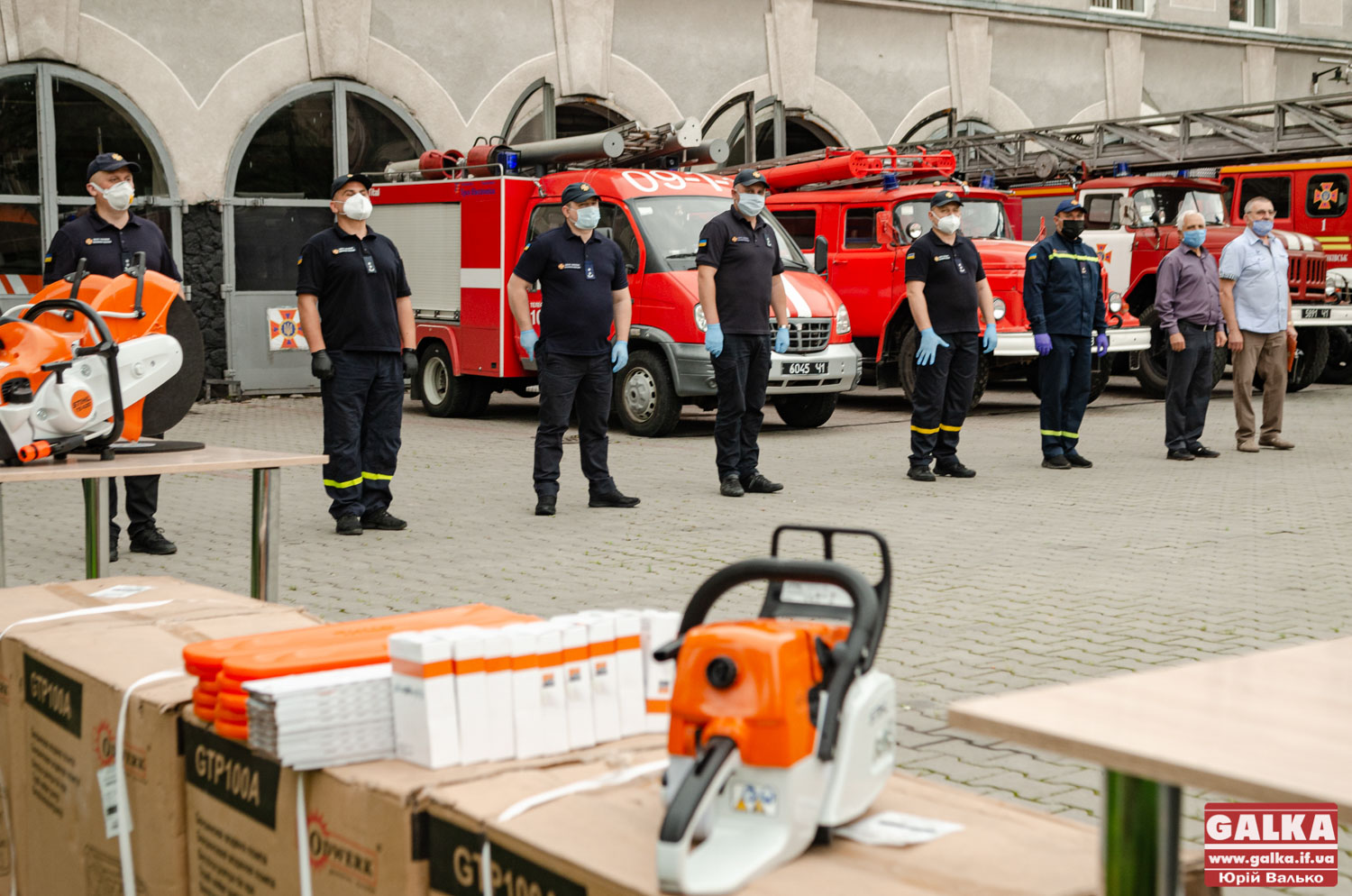 Фонд ПриватБанку передав рятувальникам Прикарпаття обладнання для ліквідації наслідків негоди (ФОТО)