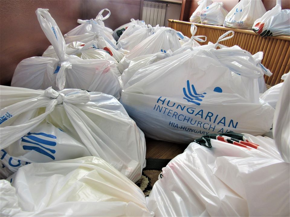 180 жителів Надвірнянщини отримали гуманітарну допомогу від угорських благодійників (ФОТО)