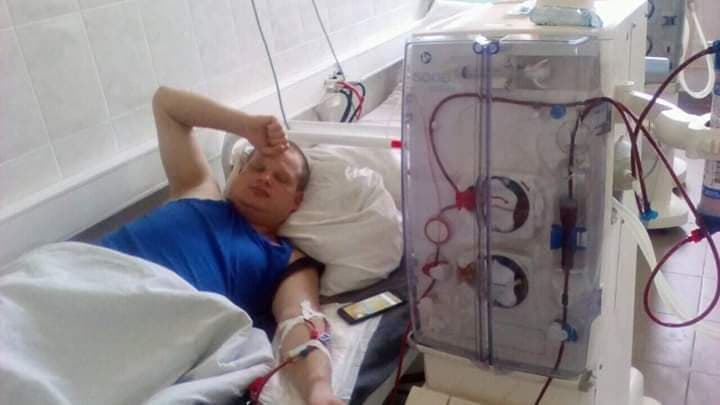 Батькові двох дітей з Франківська збирають гроші на трансплантацію нирки, небайдужих просять допомогти