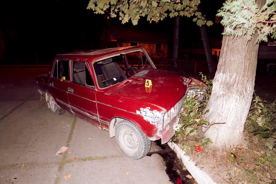 Погрожували розправою: на Надвірнянщині двоє невідомих викрали авто (ФОТО)