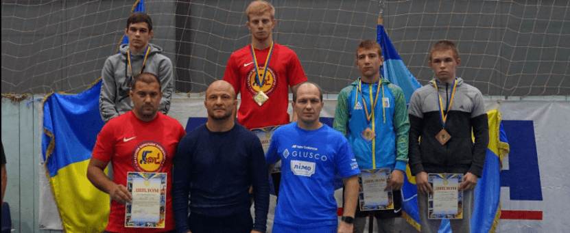 Три “золота” та “бронзу” здобули прикарпатські борці на Чемпіонаті України