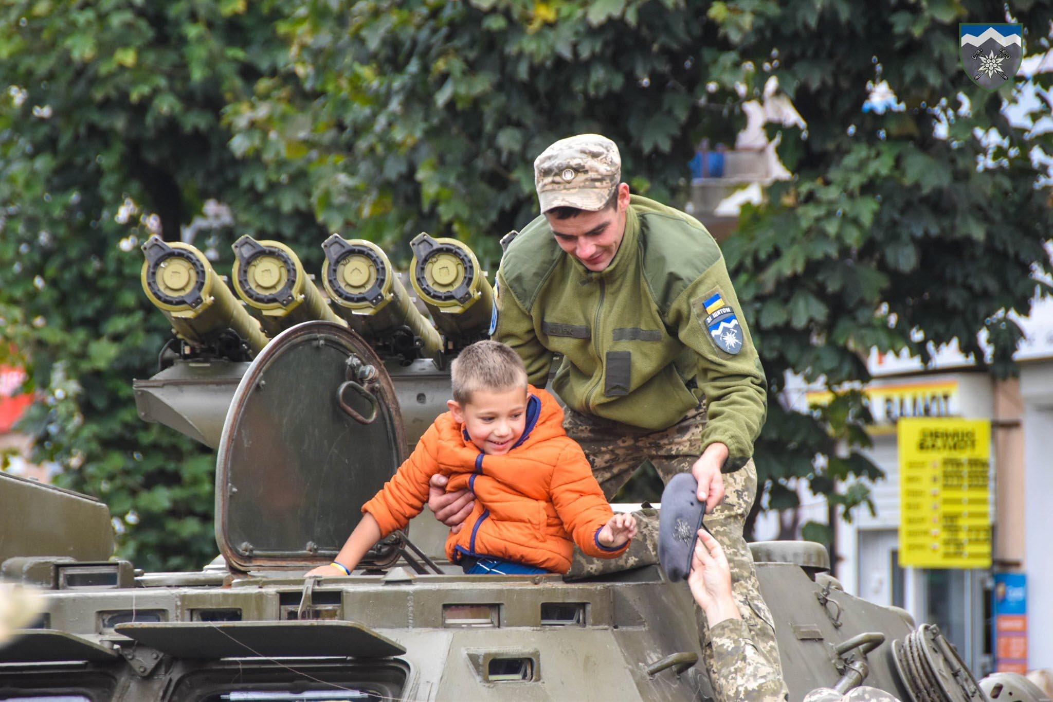 Бійці коломийської “десятки” вперше відзначили вдома День захисника України (ФОТО)