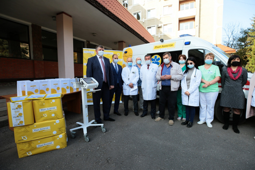 Апарат ШВЛ і засоби індивідуального захисту отримала обласна дитяча лікарня (ФОТО)