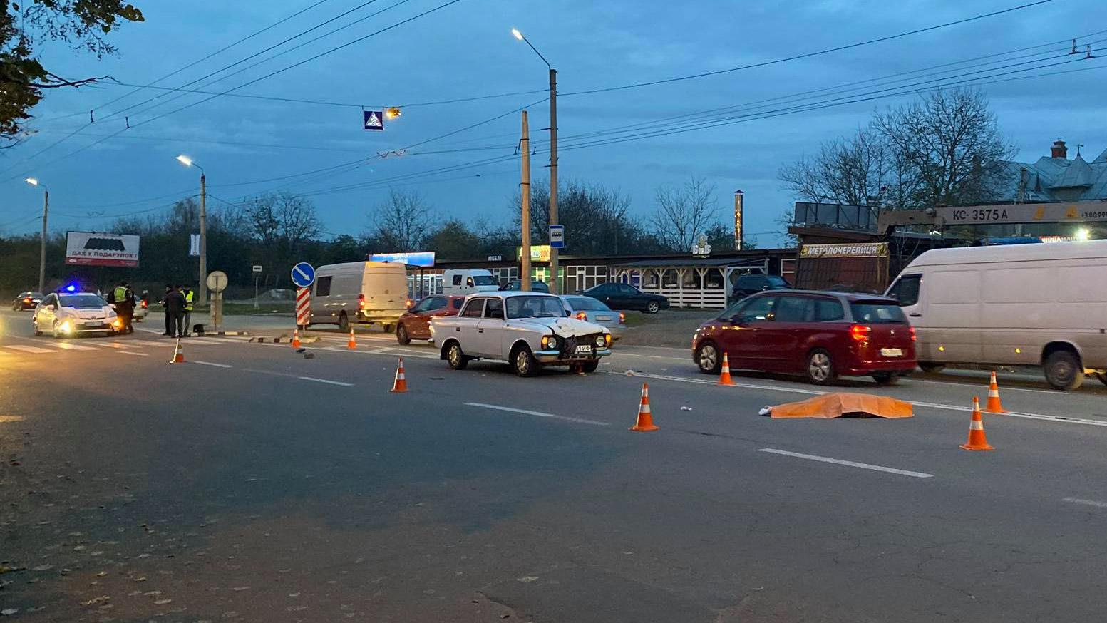 На Івасюка “Москвич” збив жінку, вона загинула на місці (ФОТО, УТОЧНЕНО)