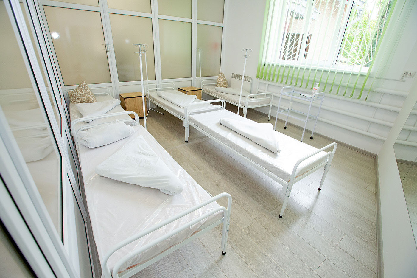 33,5% “ковідних” ліжок зайнято в лікарнях Прикарпаття