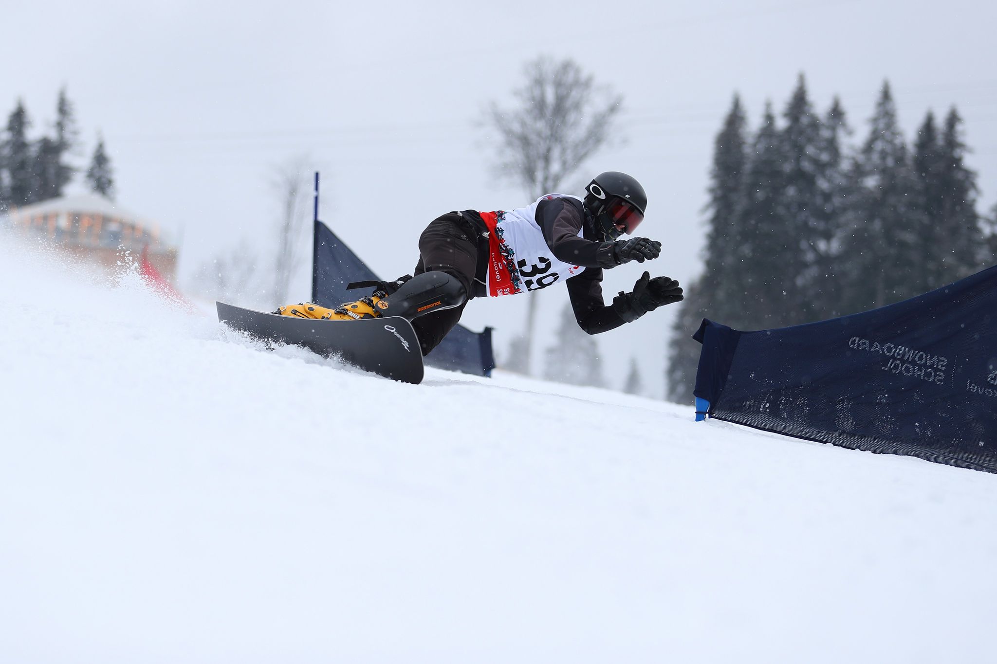 На Прикарпатті триває Чемпіонат України із сноубордингу (ФОТО)