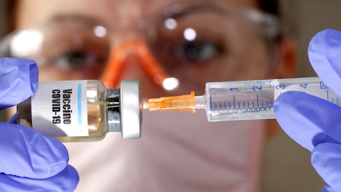 Майже шість тисяч медпрацівників області планують вакцинувати від коронавірусу