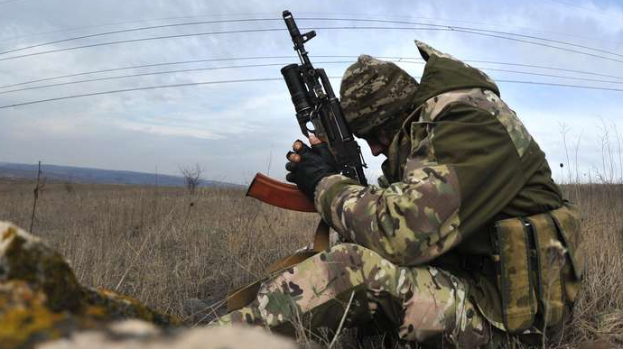 Ворожий снайпер убив ще одного військового на Донбасі