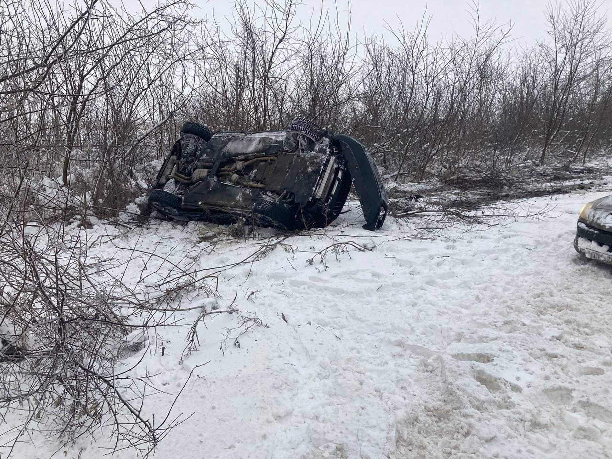 На Снятинщині водій “Мерседесу” виїхав на зустрічну та перевернув “Ауді” (ФОТО)