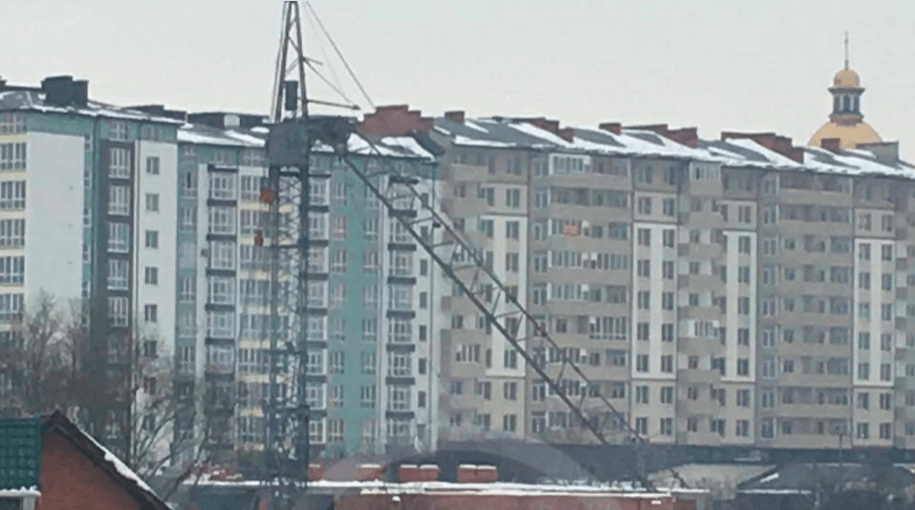 Після інциденту в Пасічній у Франківську перевірять всі будівельні крани