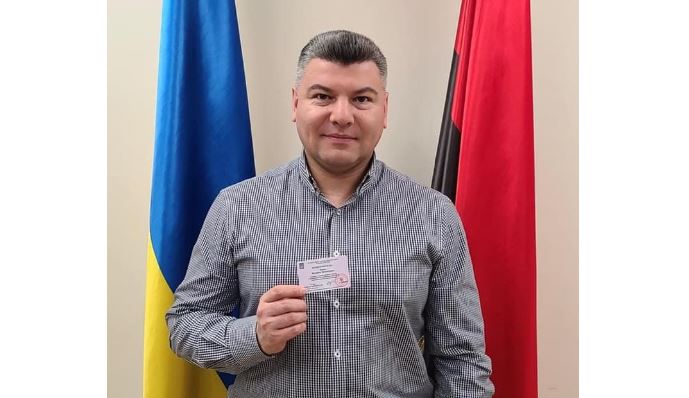 ЦВК зареєструвала першого кандидата на вибори у 87 окрузі на Прикарпатті (ФОТОФАКТ)
