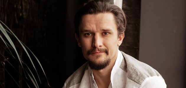 Актор Тарас Цимбалюк похвалився оголеним торсом у мережі (ФОТО)