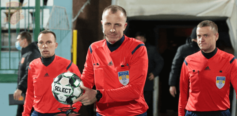 Стало відомо, хто судитиме матч «Прикарпаття» з «Вересом» 