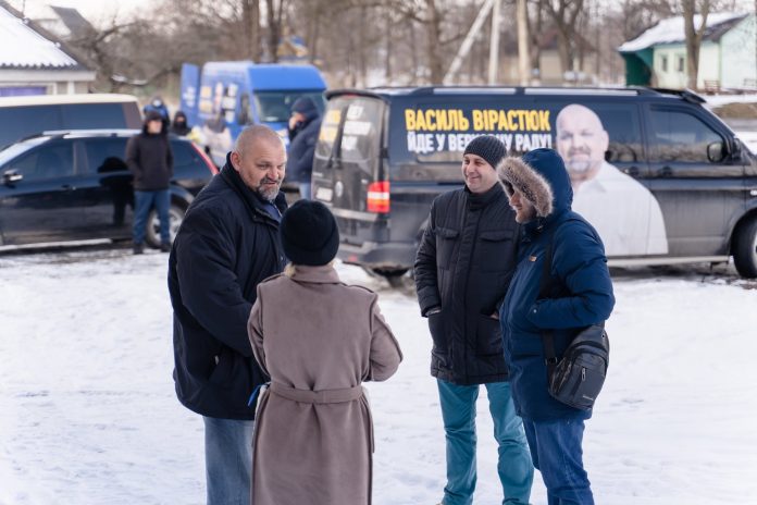 “Докладемо усіх зусиль, аби села Прикарпаття отримали нове дихання і наші краяни повертались додому” – Василь Вірастюк (ФОТО)