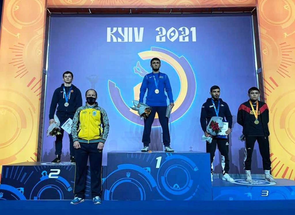 Прикарпатський борець став срібним призером міжнародного турніру в Києві (ФОТО)