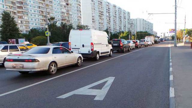 В Івано-Франківську на Тисменицькій з’явиться смуга для руху громадського транспорту