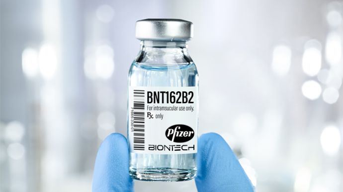 В Україну прилетіла перша партія вакцин “Pfizer”