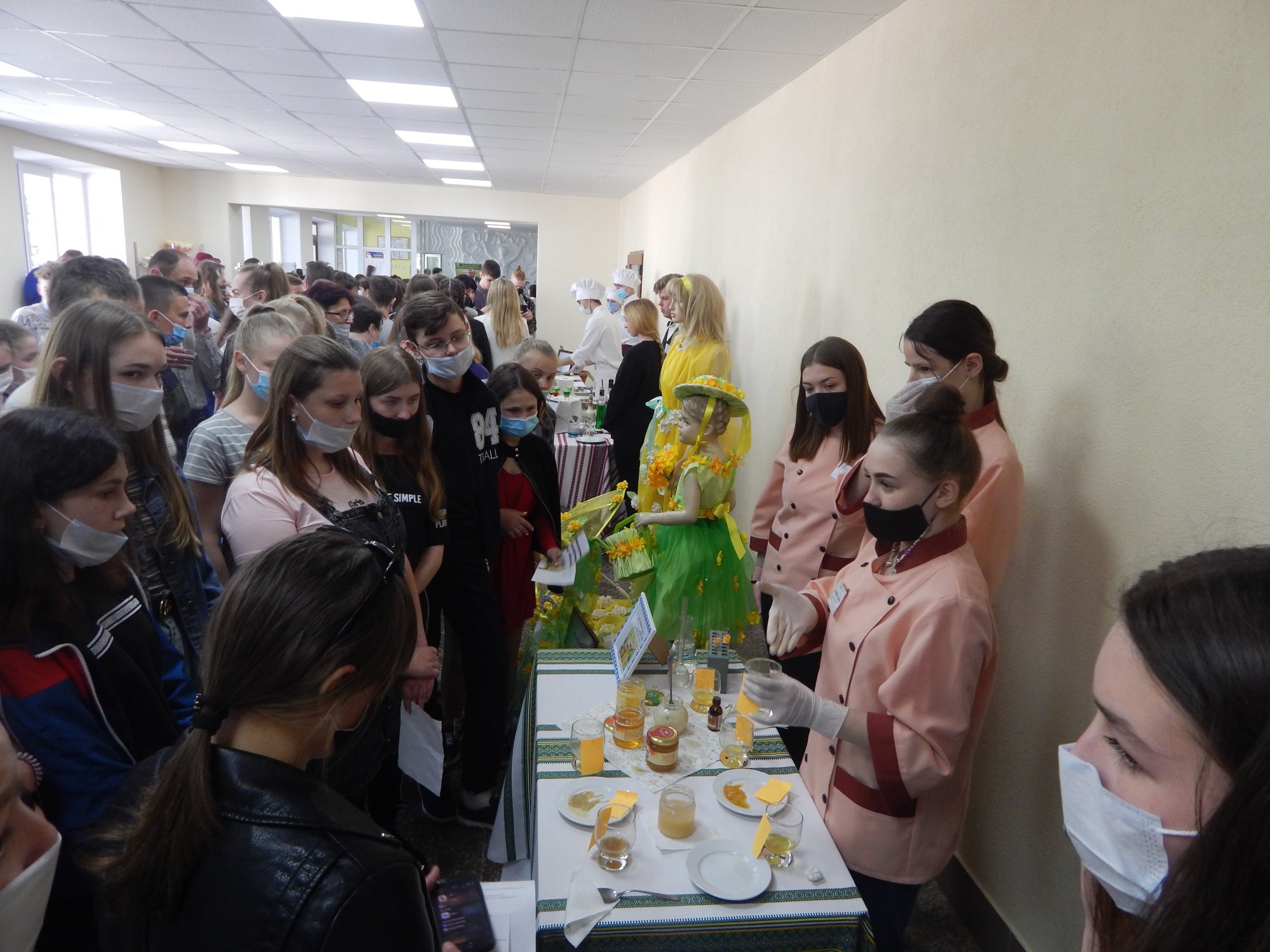 У Бурштинському коледжі влаштували «День гостинності» (ФОТО)