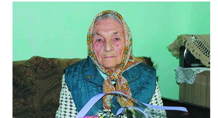 Найстаршій жінці на Прикарпатті сьогодні 107 років: що вона пережила (ФОТОФАКТ)