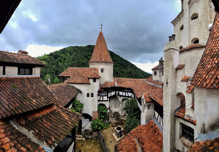 У замку Дракули в Трансильванії запрацював центр вакцинації проти коронавірусу